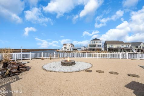 728 Twin Lakes Boulevard Little Egg Harbor NJ 08087