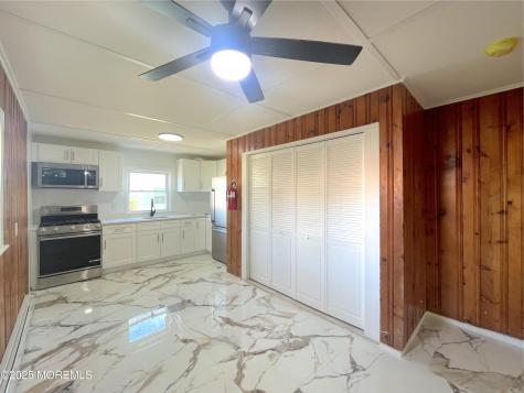 113 Jaynes Avenue Island Heights NJ 08732