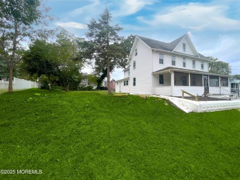 113 Jaynes Avenue Island Heights NJ 08732