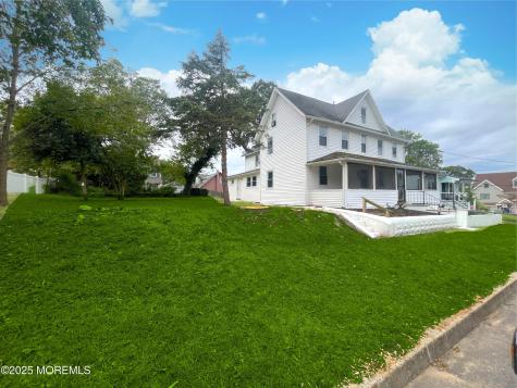113 Jaynes Avenue Island Heights NJ 08732