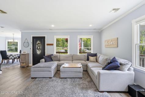 482 Clifton Avenue Bayville NJ 08721