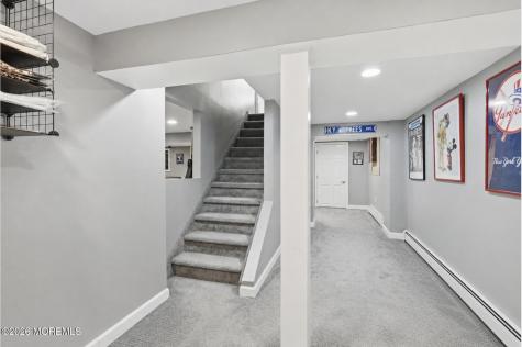 482 Clifton Avenue Bayville NJ 08721