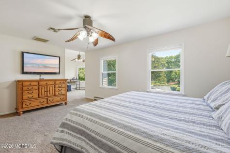 482 Clifton Avenue Bayville NJ 08721