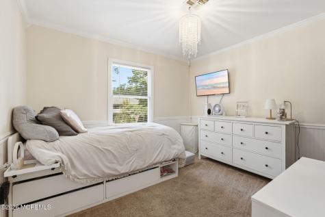 482 Clifton Avenue Bayville NJ 08721
