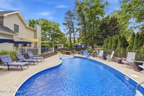 482 Clifton Avenue Bayville NJ 08721