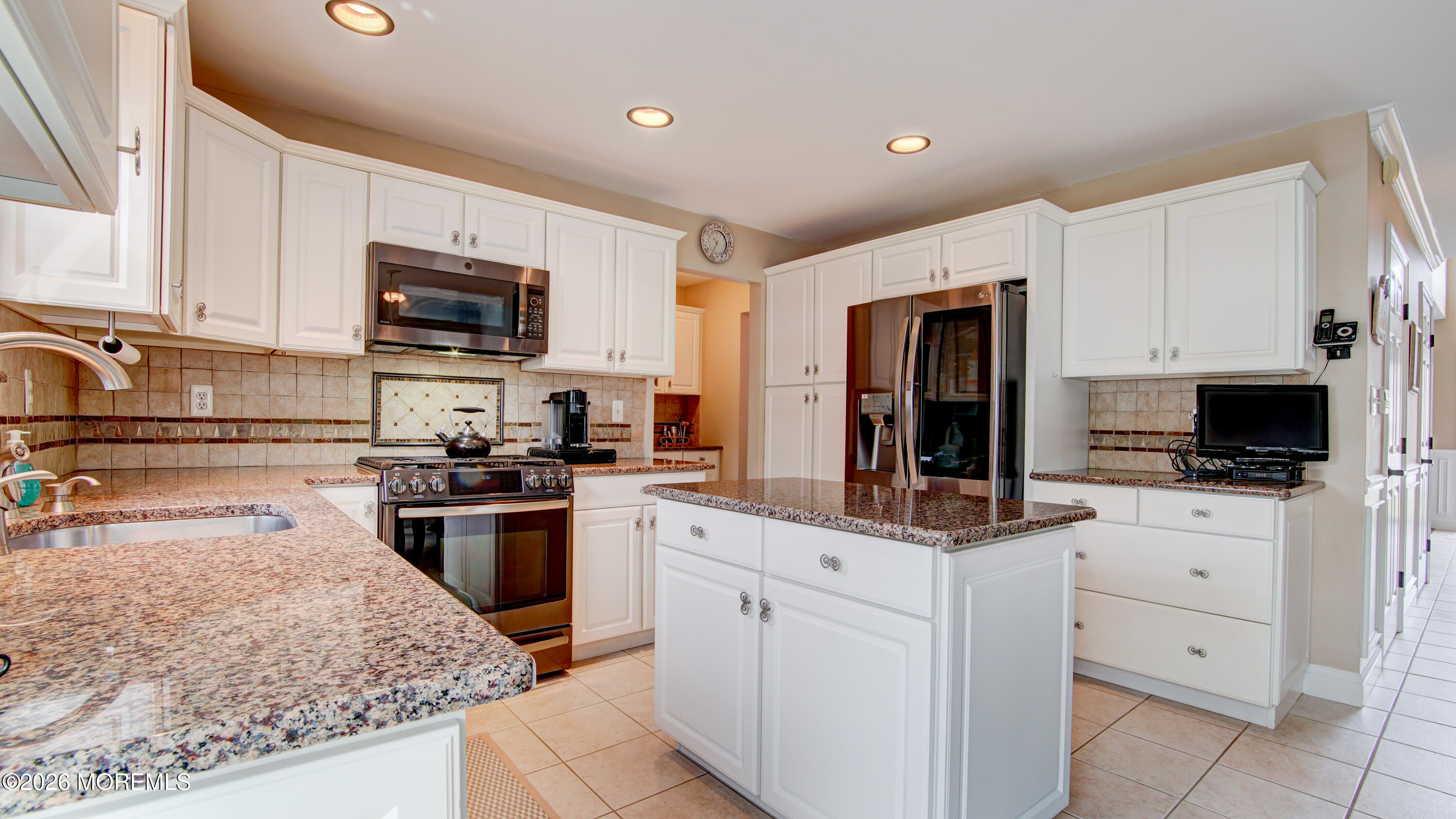 21 Samantha Circle Matawan NJ 07747