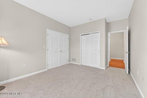 7 Allister Lane Columbus NJ 08022