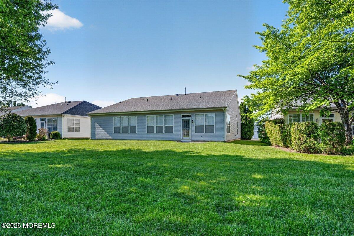 7 Allister Lane Columbus NJ 08022