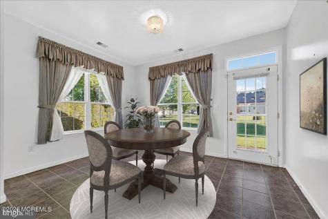 7 Allister Lane Columbus NJ 08022