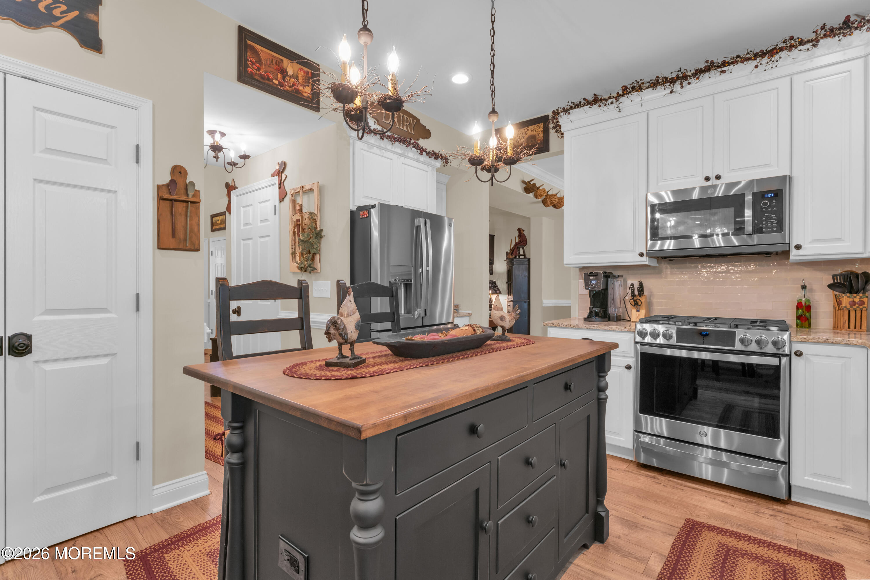 101 Kensington Drive Galloway NJ 08205