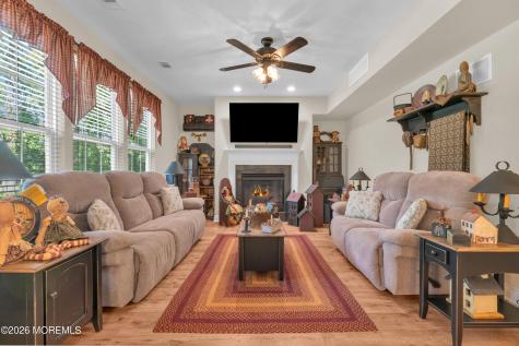 101 Kensington Drive Galloway NJ 08205