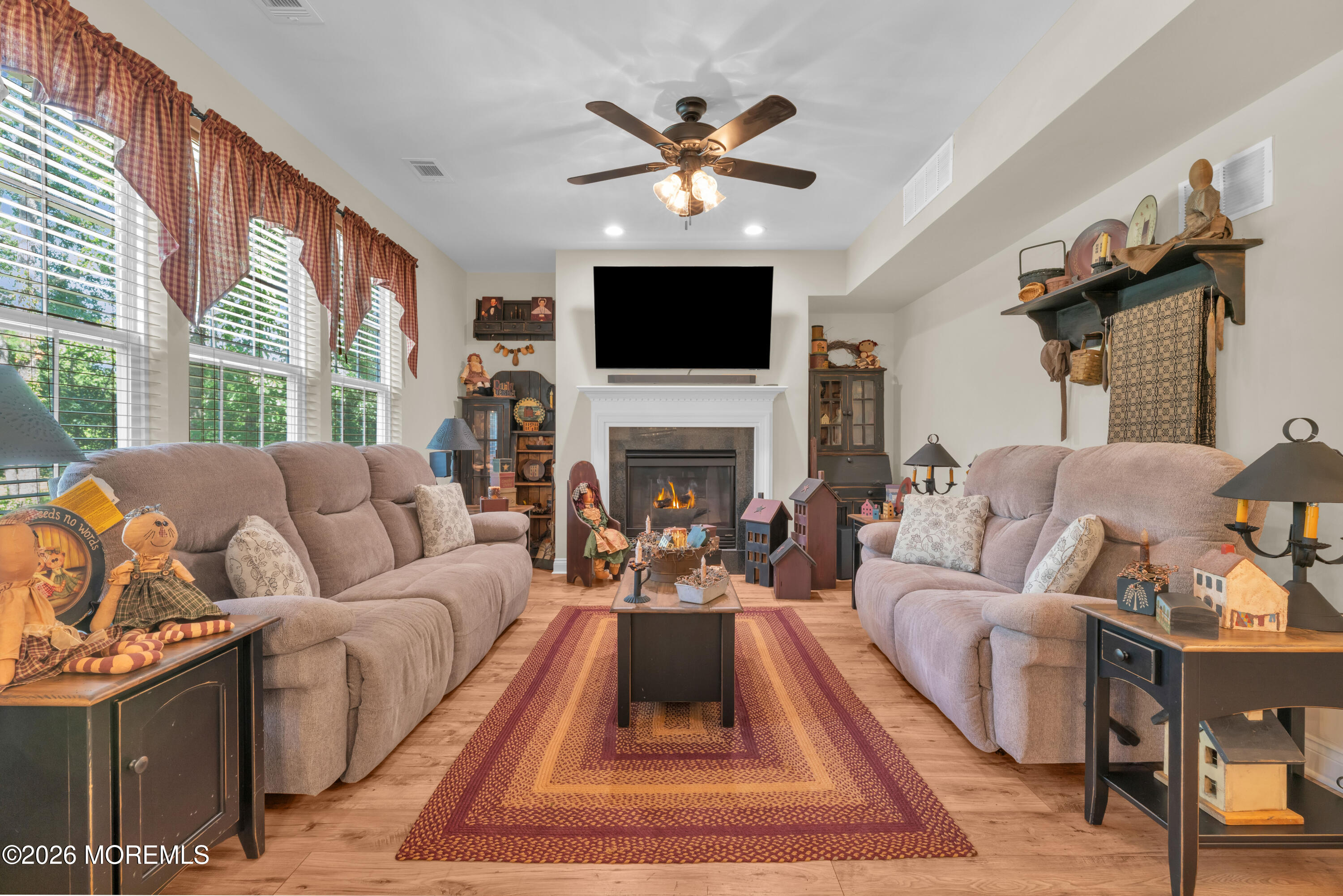 101 Kensington Drive Galloway NJ 08205