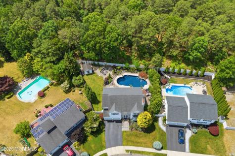 42 Netty Street Howell NJ 07731