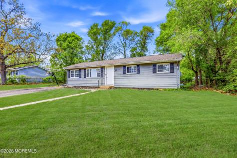 32 Goldweber Avenue Jackson NJ 08527