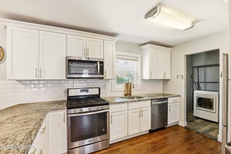 32 Goldweber Avenue Jackson NJ 08527