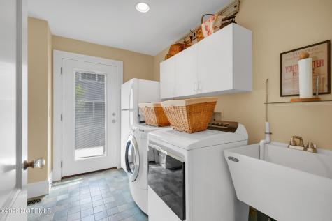 1052 Barnegat Lane Mantoloking NJ 08738