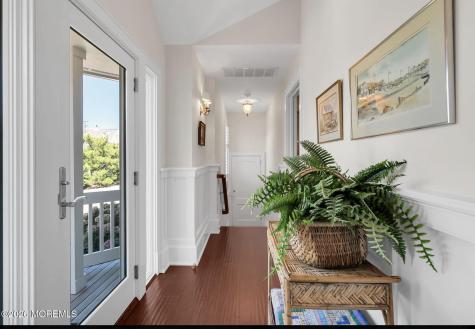 1052 Barnegat Lane Mantoloking NJ 08738