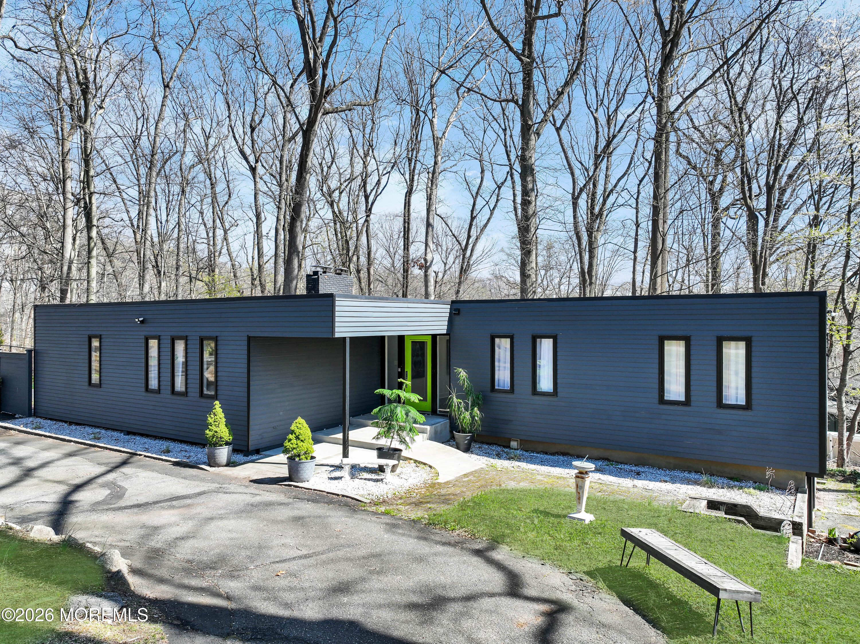 19 W Parkway Place Holmdel NJ 07733