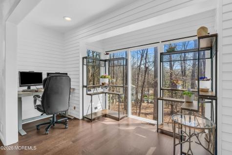 19 W Parkway Place Holmdel NJ 07733