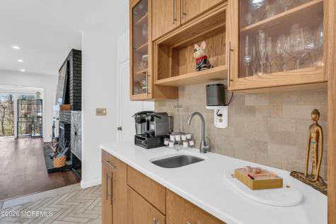 19 W Parkway Place Holmdel NJ 07733