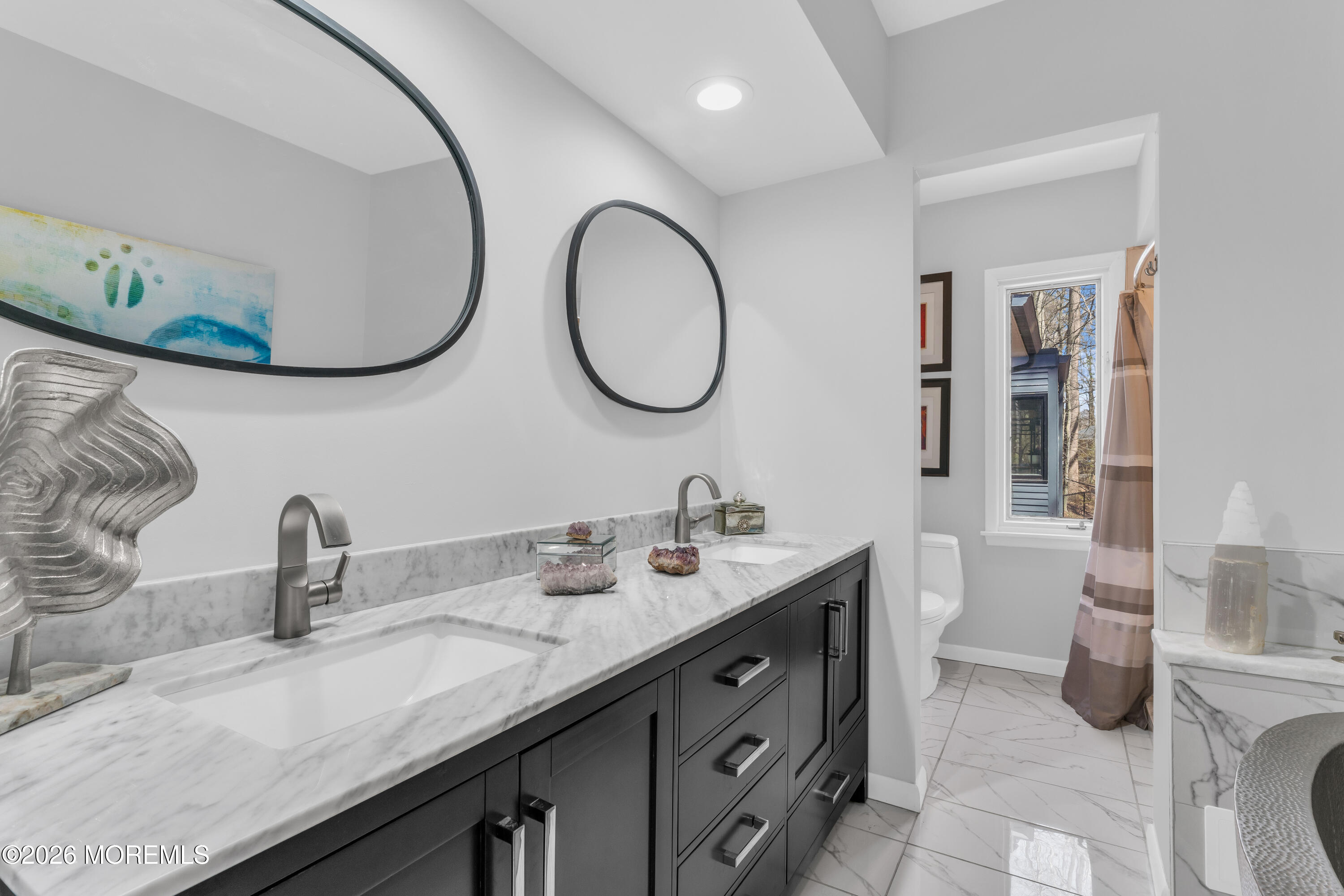 19 W Parkway Place Holmdel NJ 07733