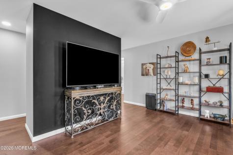 19 W Parkway Place Holmdel NJ 07733