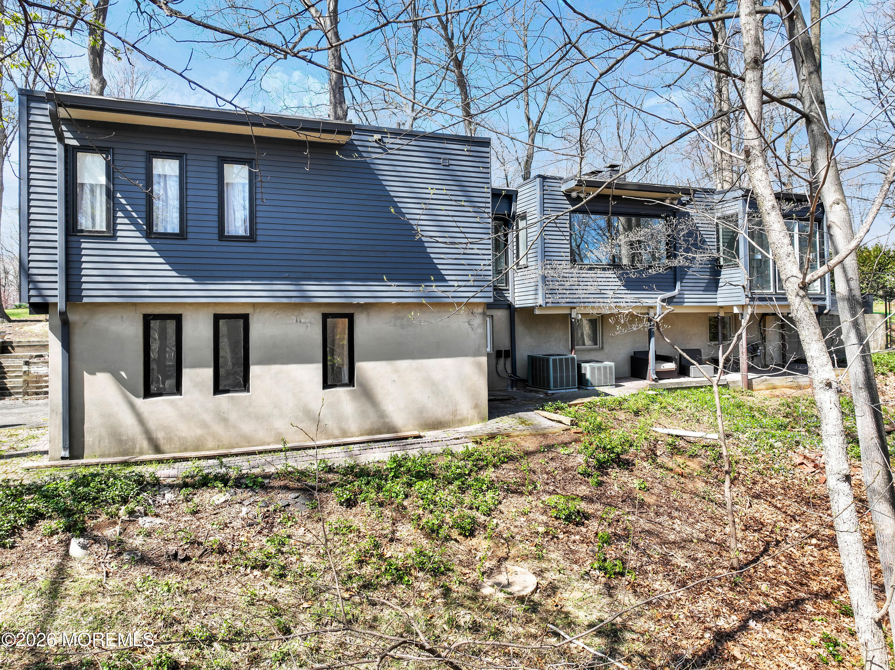 19 W Parkway Place Holmdel NJ 07733