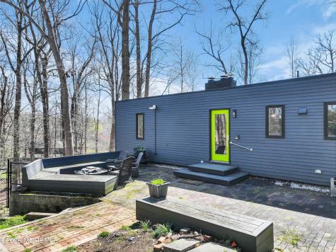 19 W Parkway Place Holmdel NJ 07733