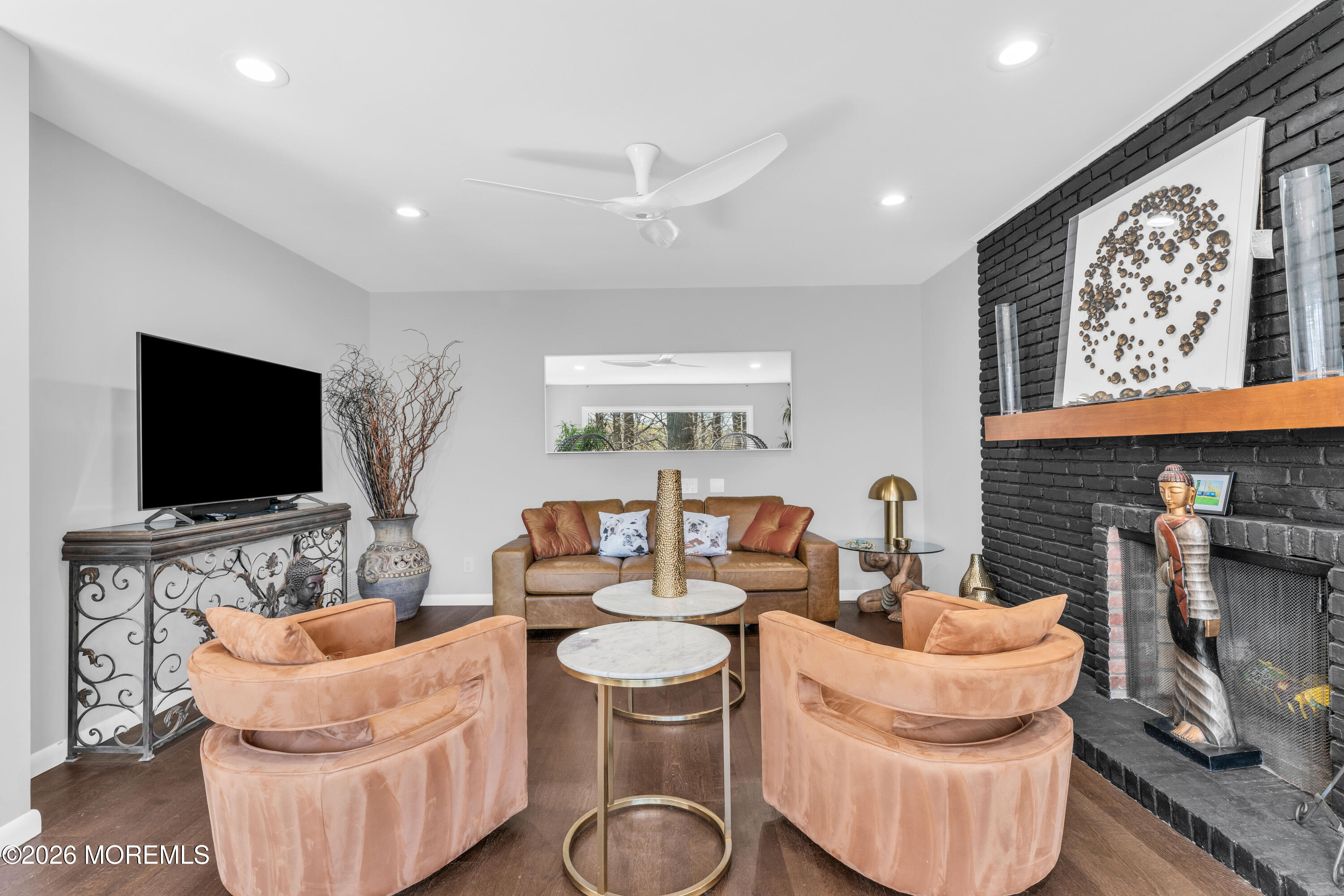 19 W Parkway Place Holmdel NJ 07733