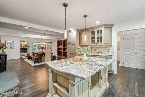 32 Manson Place Little Silver NJ 07739