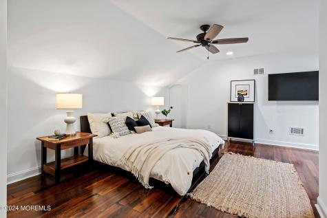 32 Manson Place Little Silver NJ 07739