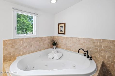 32 Manson Place Little Silver NJ 07739