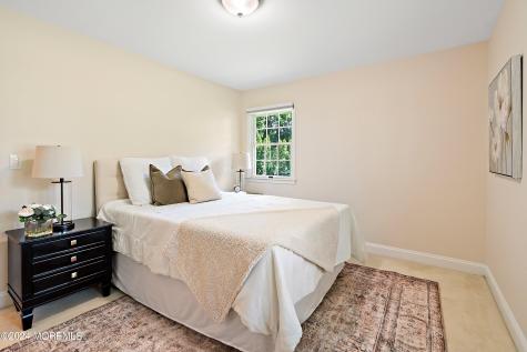 32 Manson Place Little Silver NJ 07739