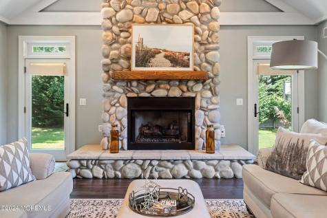 32 Manson Place Little Silver NJ 07739