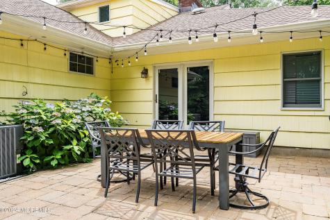 32 Manson Place Little Silver NJ 07739