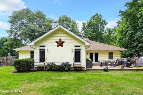 32 Manson Place Little Silver NJ 07739