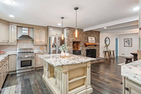 32 Manson Place Little Silver NJ 07739