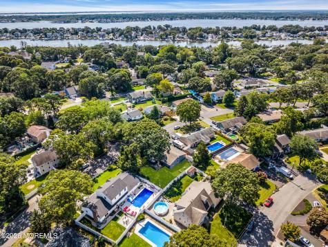 594 Robinhood Road Brick NJ 08724