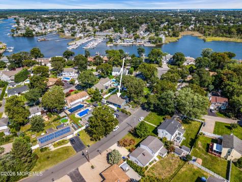 594 Robinhood Road Brick NJ 08724