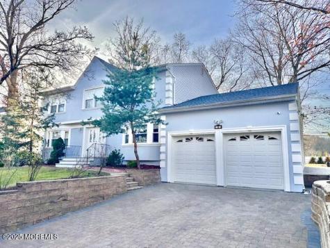 8 Constitution Court East Brunswick NJ 08816