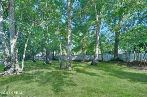 1220 Fox Hollow Drive Toms River NJ 08755