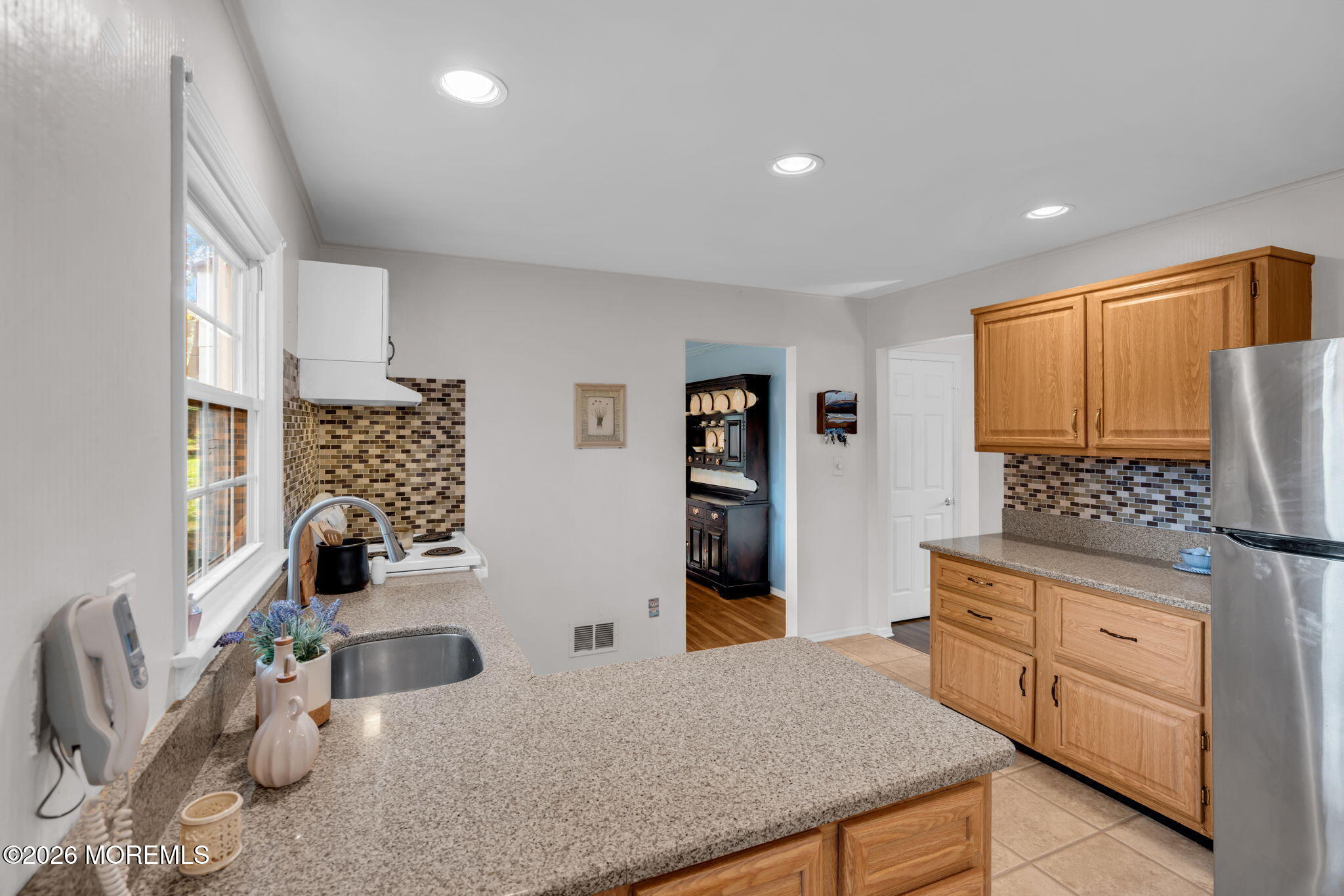 19 Ivy Hill Road Red Bank NJ 07701