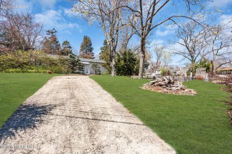 40 Redwood Place Jackson NJ 08527