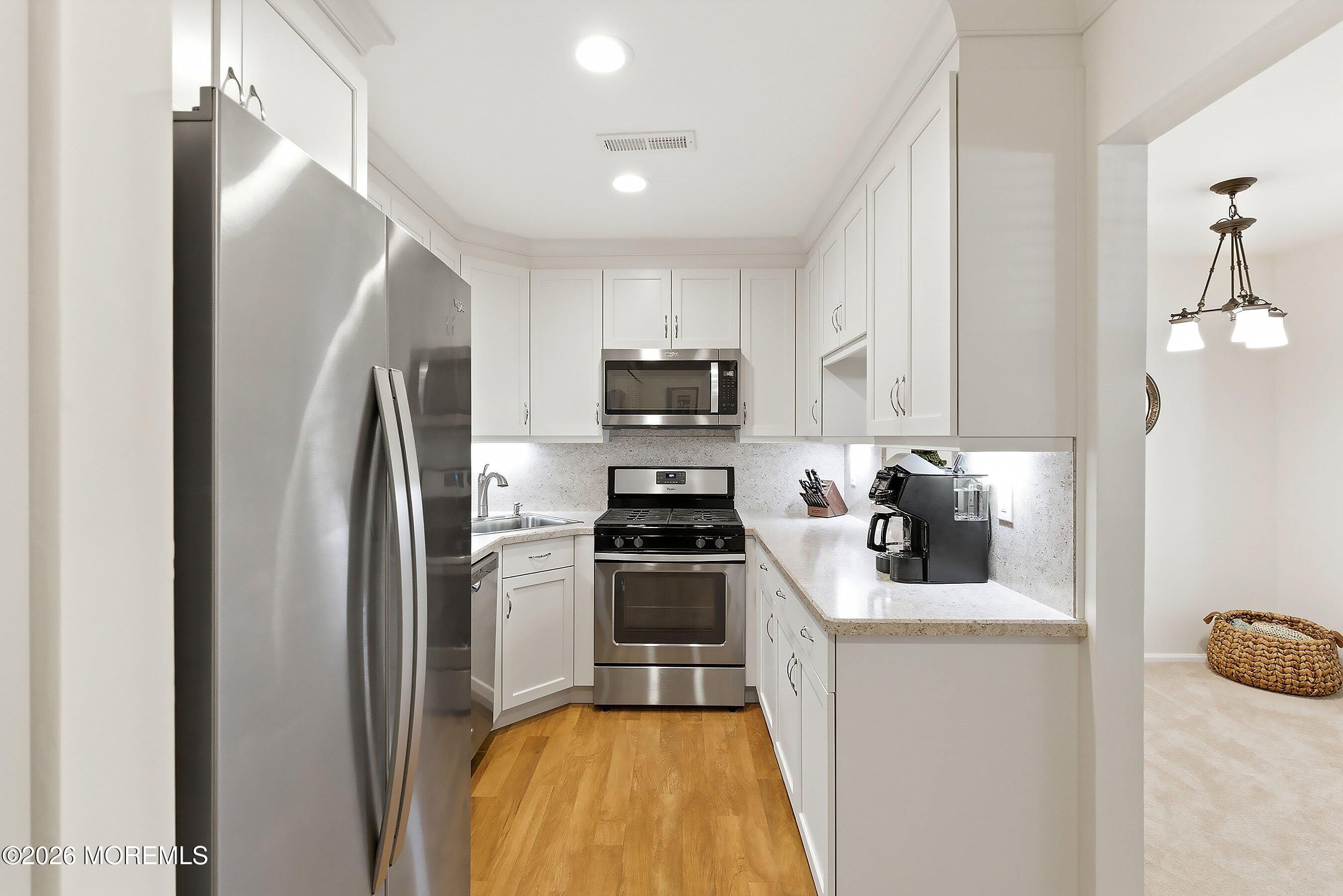 11 Boxwood Terrace Red Bank NJ 07701