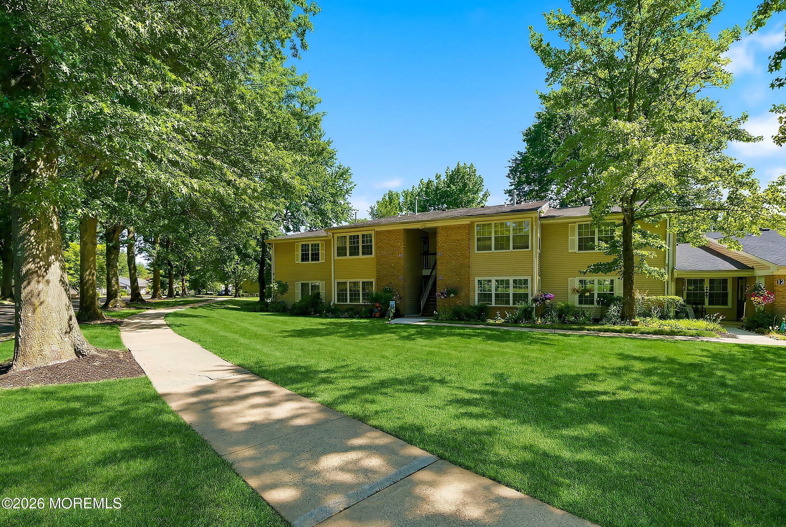 11 Boxwood Terrace Red Bank NJ 07701