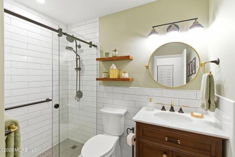 11 Boxwood Terrace Red Bank NJ 07701