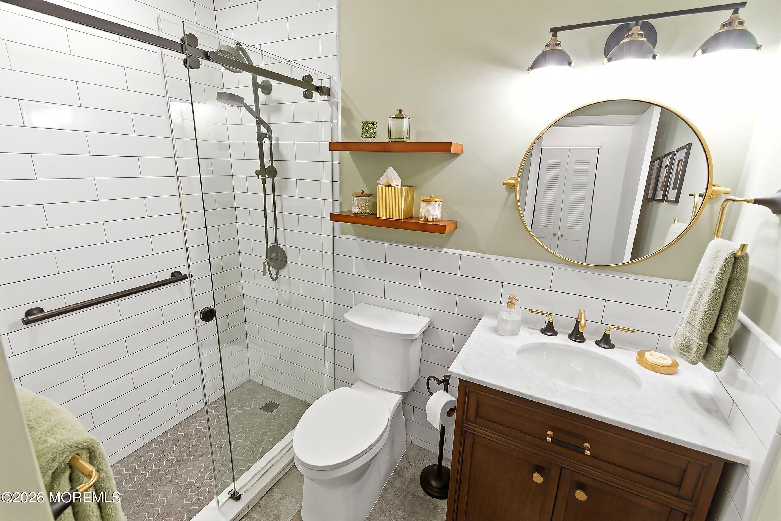 11 Boxwood Terrace Red Bank NJ 07701