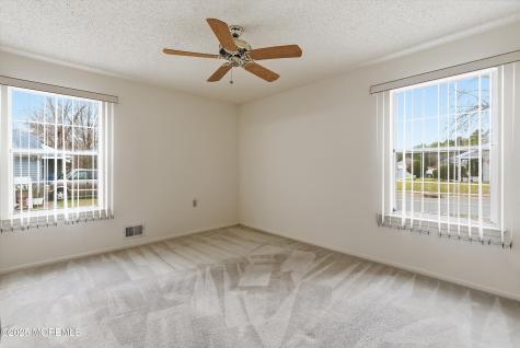 25 Willow Drive Barnegat NJ 08005