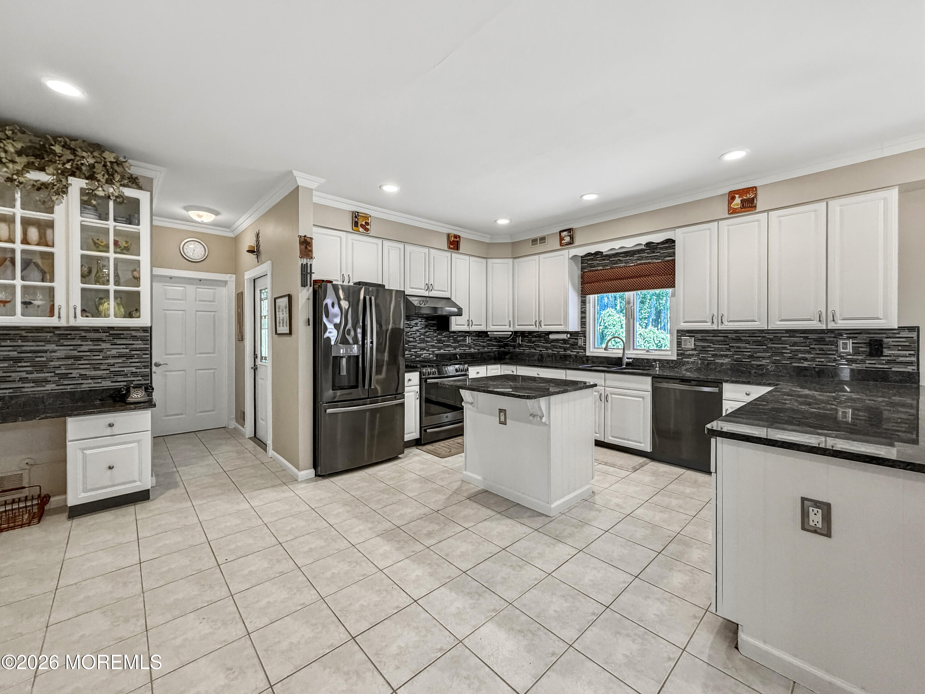 7 Abes Way Jackson NJ 08527