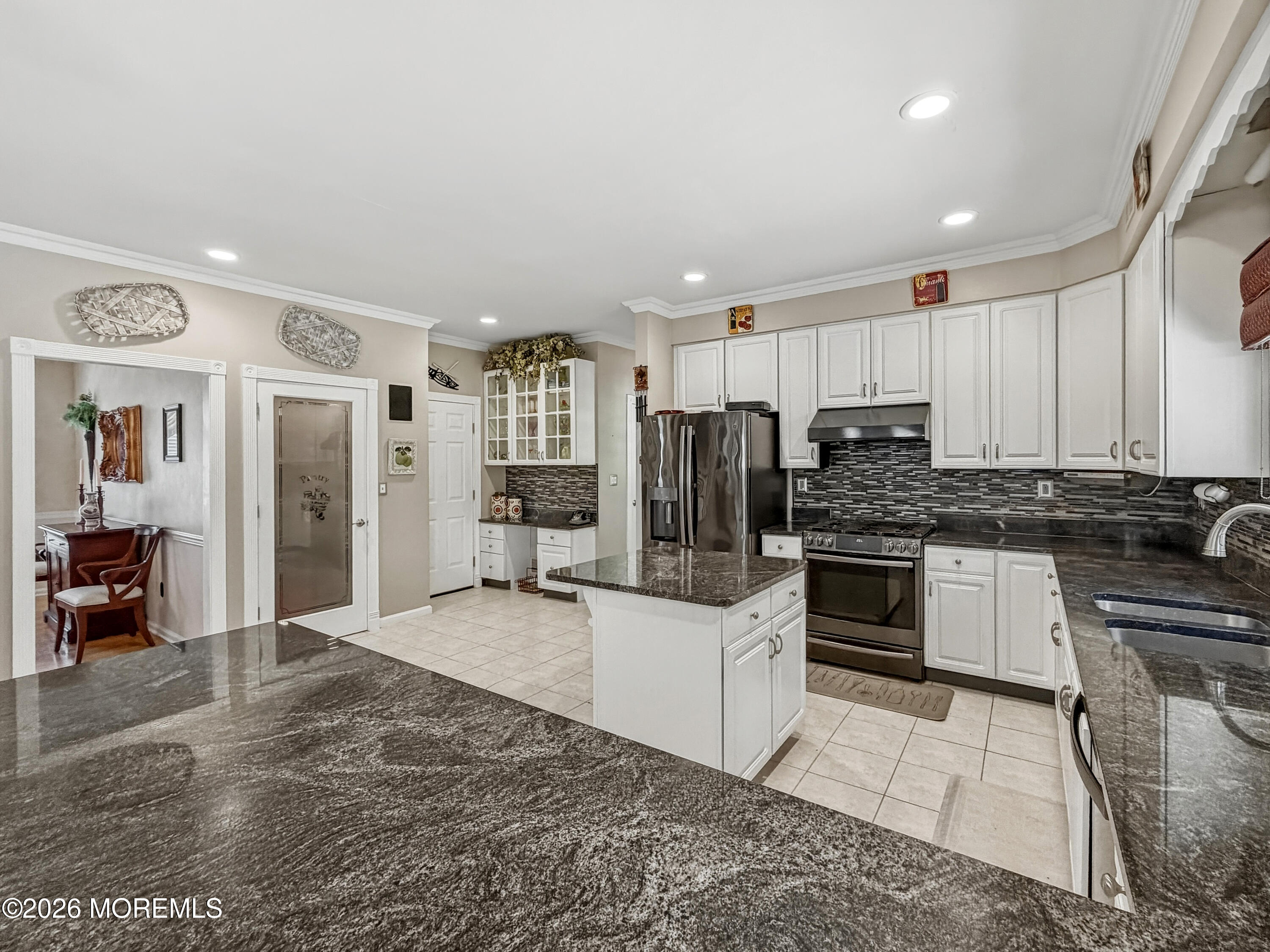 7 Abes Way Jackson NJ 08527